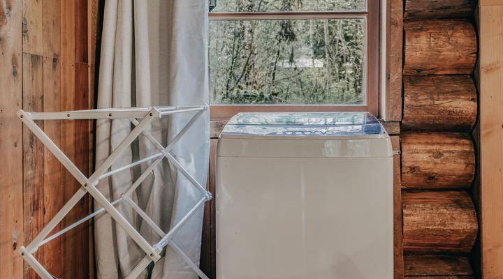 #76 Glacier Springs Cabin