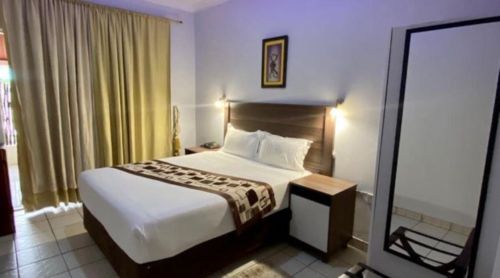 Dolar Lodges & Tours