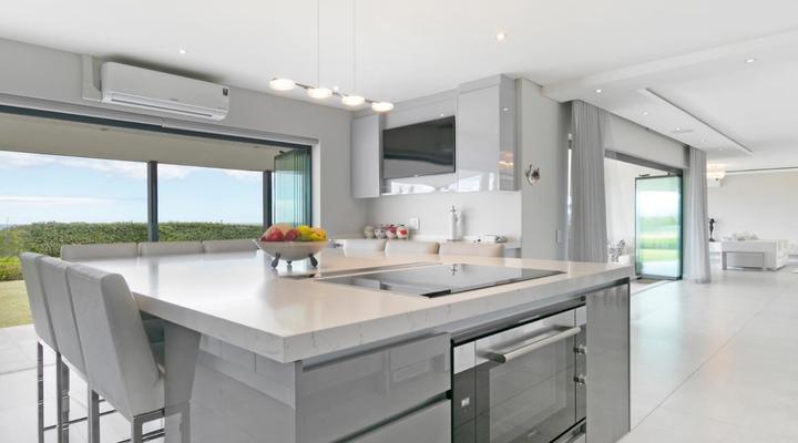 Escape to Luxurious, Coastal Retreat