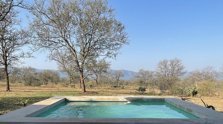 Elephant Kraal - Avery House