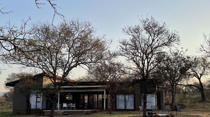 Elephant Kraal - Avery House