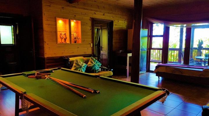 HIb escape Log cabins