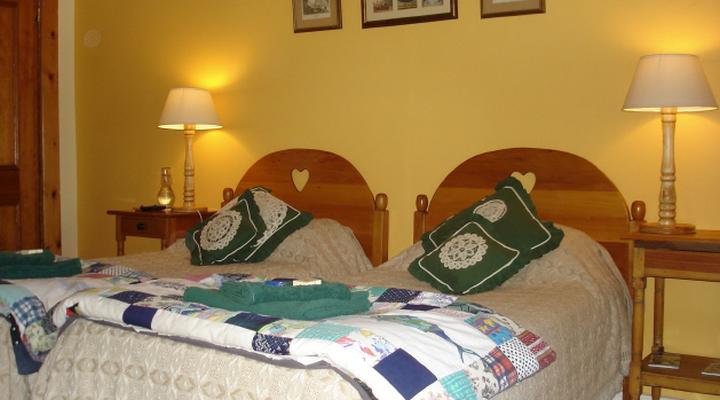 Heritage House Bed & Breakfast