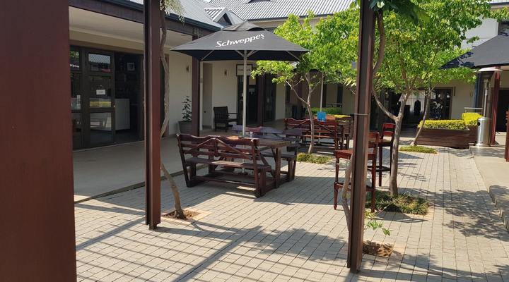 Stay@67 Apartments - Dullstroom