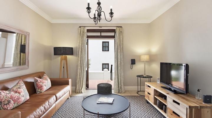 Winelands Golf Lodges 29 by HostAgents