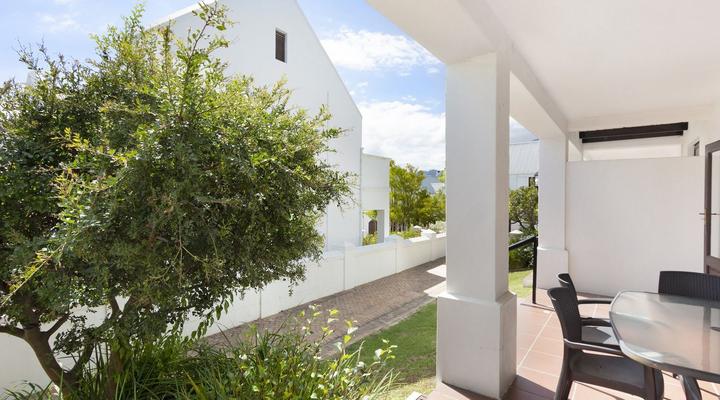 Winelands Golf Lodges 29 by HostAgents