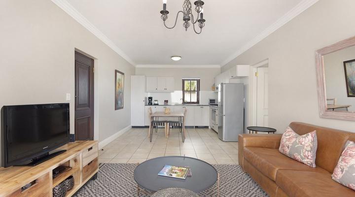 Winelands Golf Lodges 29 by HostAgents