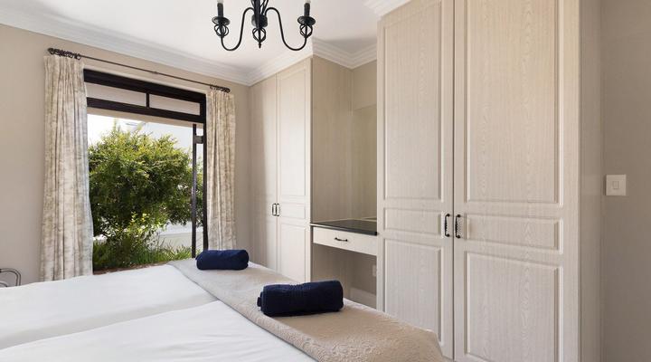 Winelands Golf Lodges 29 by HostAgents