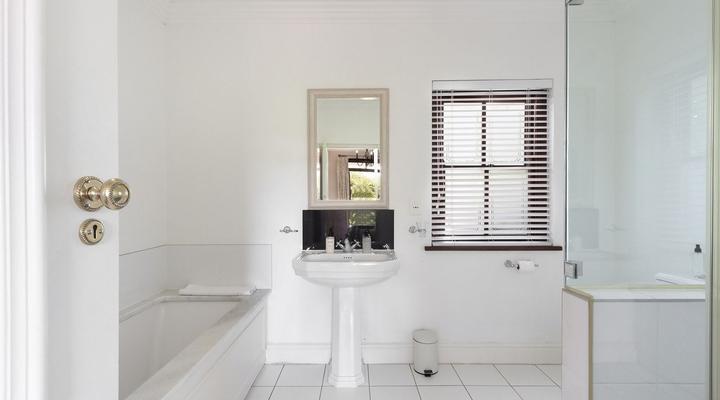 Winelands Golf Lodges 29 by HostAgents