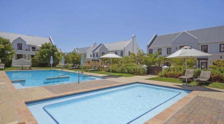 Winelands Golf Lodges 29 by HostAgents