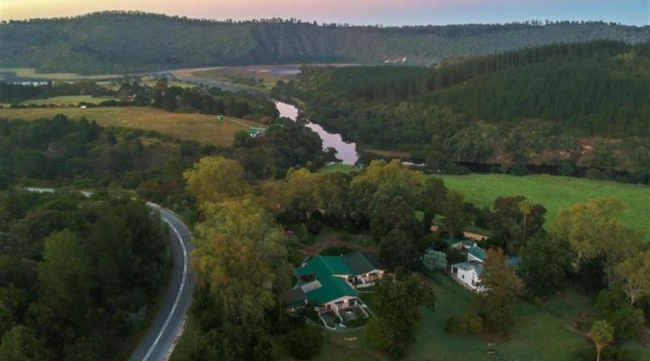 Eastbrook River Lodge