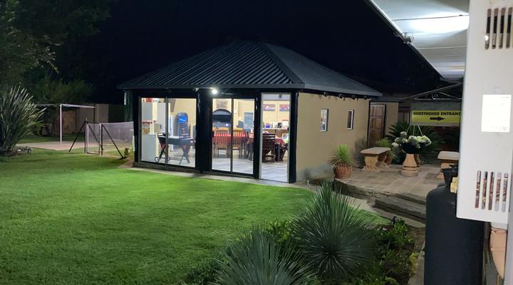 Leeudoringstad Guesthouse