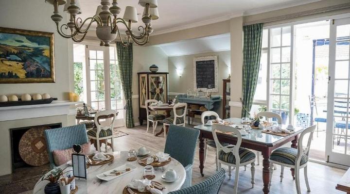 Admiralty Beach House