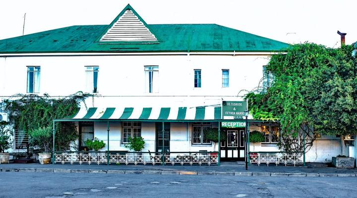 Die Tuishuise & Victoria Manor
