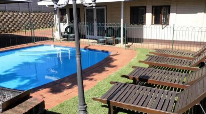 Bougainvillea B & B and Self-Catering