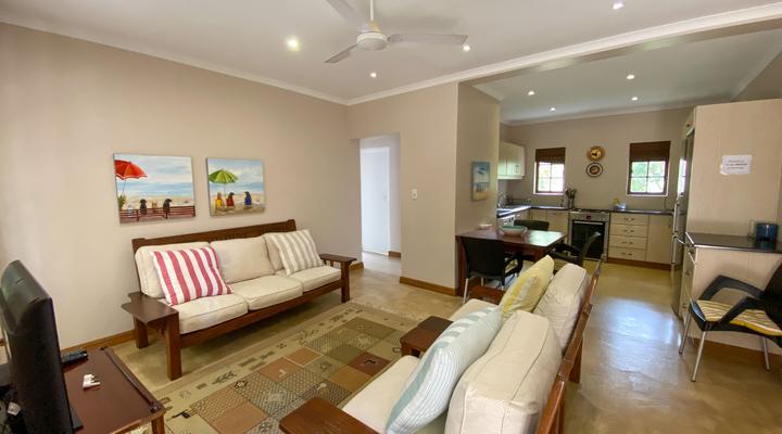 Lagoon Beach Cottage