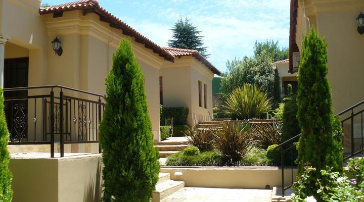 The Moon and Sixpence