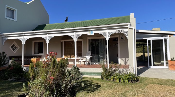 Sandy Bottoms Cottage
