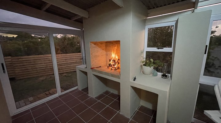 Sandy Bottoms Cottage