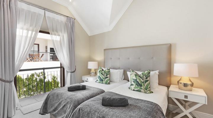 Winelands Golf Lodges 17 by HostAgents