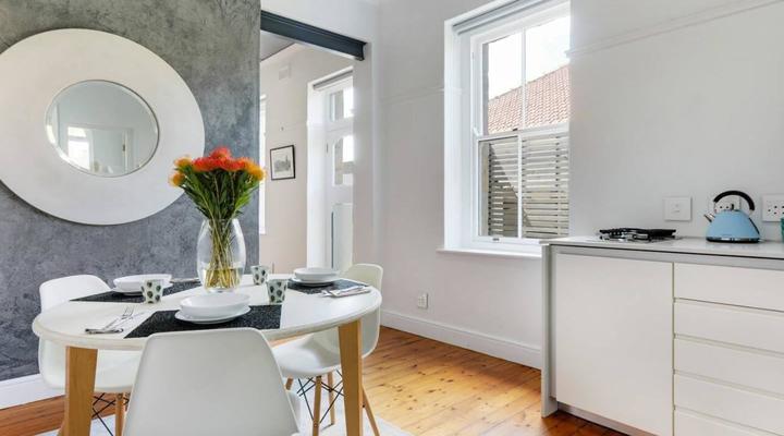 Contemporary Cottage