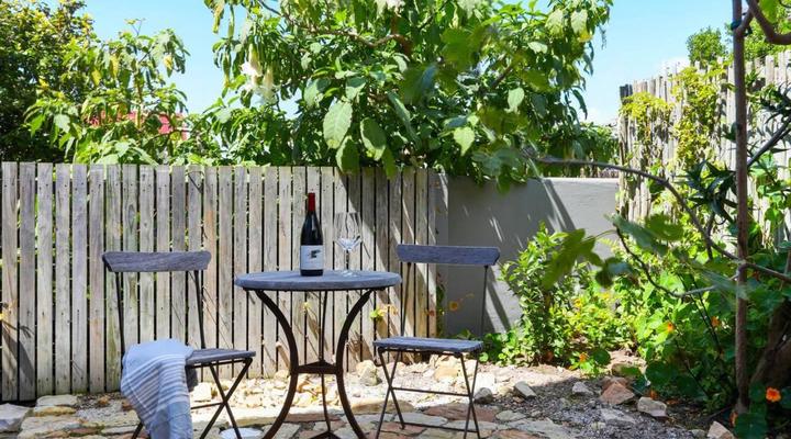 Contemporary Cottage