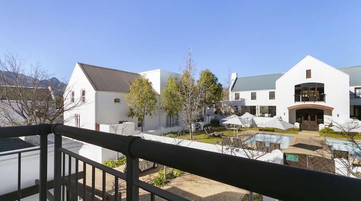 Winelands Golf Lodges 11 by HostAgents