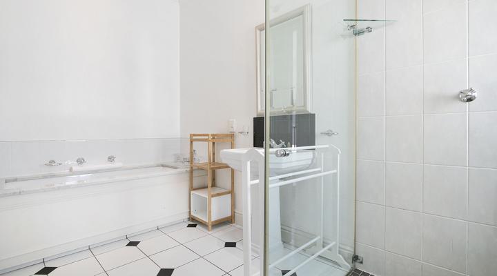 Winelands Golf Lodges 11 by HostAgents