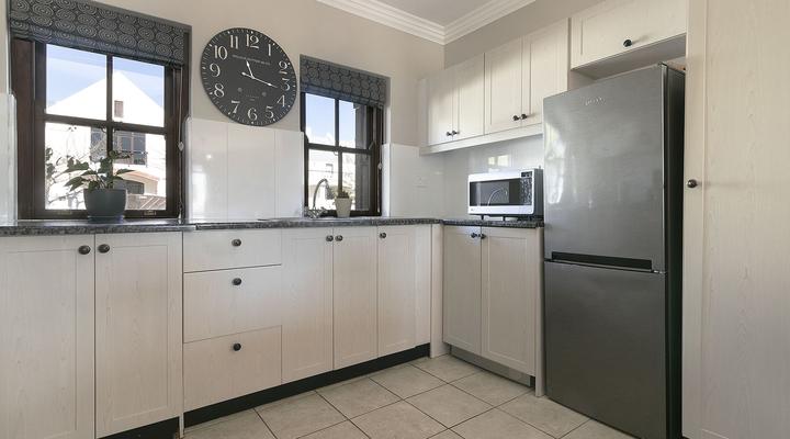 Winelands Golf Lodges 11 by HostAgents