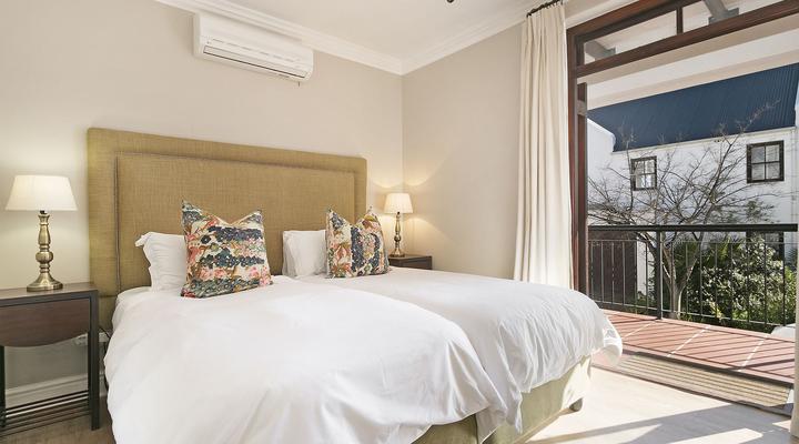 Winelands Golf Lodges 11 by HostAgents