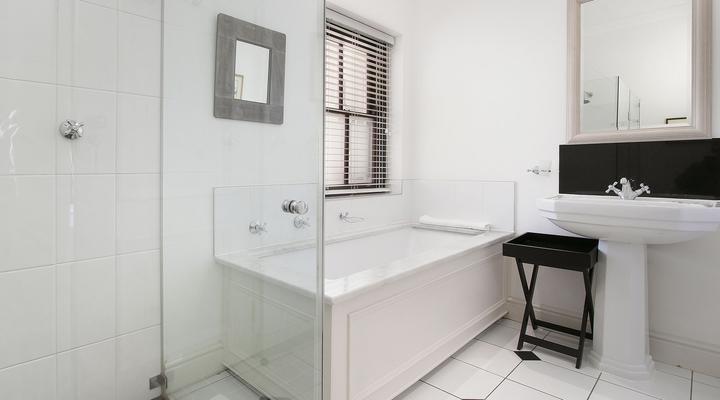 Winelands Golf Lodges 14 by HostAgents