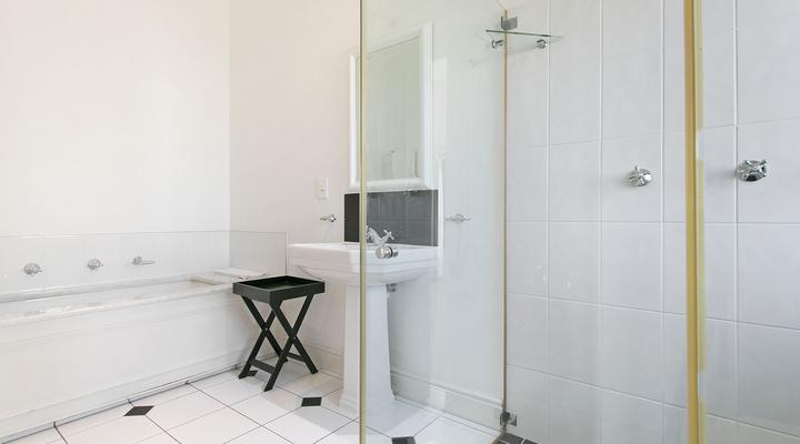 Winelands Golf Lodges 15 by HostAgents