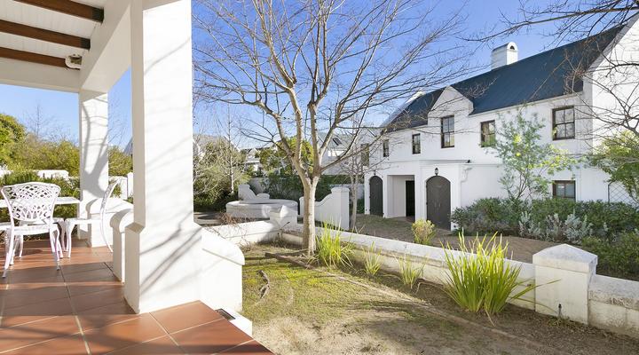 Winelands Golf Lodges 15 by HostAgents