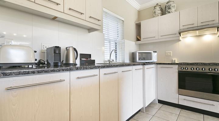 Winelands Golf Lodges 4 by HostAgents