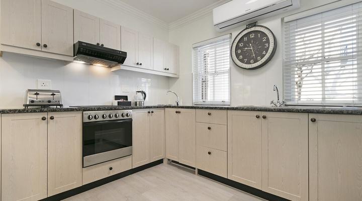 Winelands Golf Lodges 22 by HostAgents