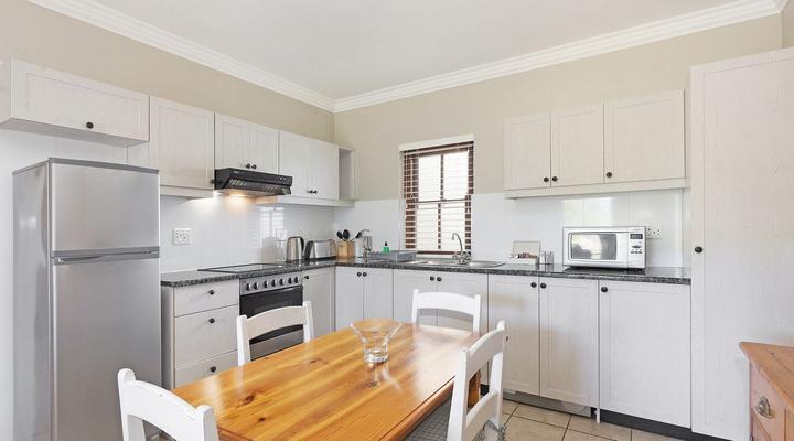 Winelands Golf Lodges 19 by HostAgents