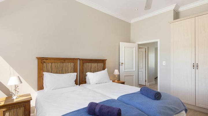 Winelands Golf Lodges 28 by HostAgents