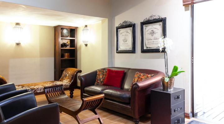 InnJoy Boutique Hotel