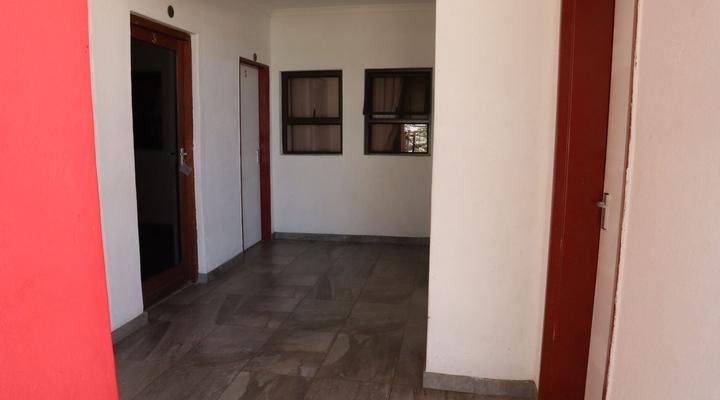 Pandeinge Guest House