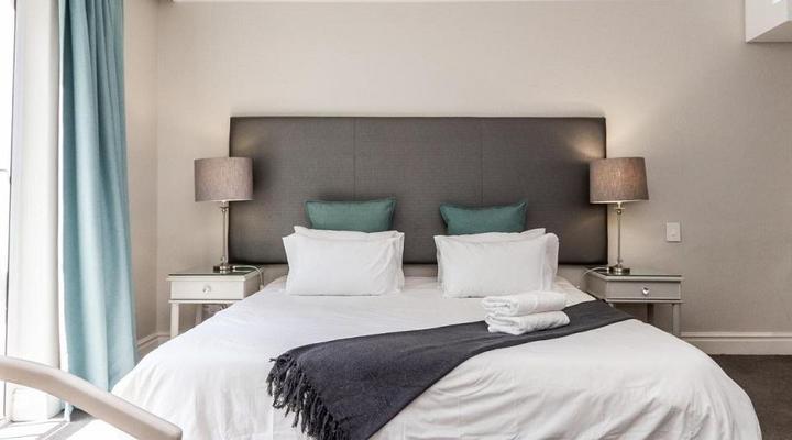 Hollow On The Square