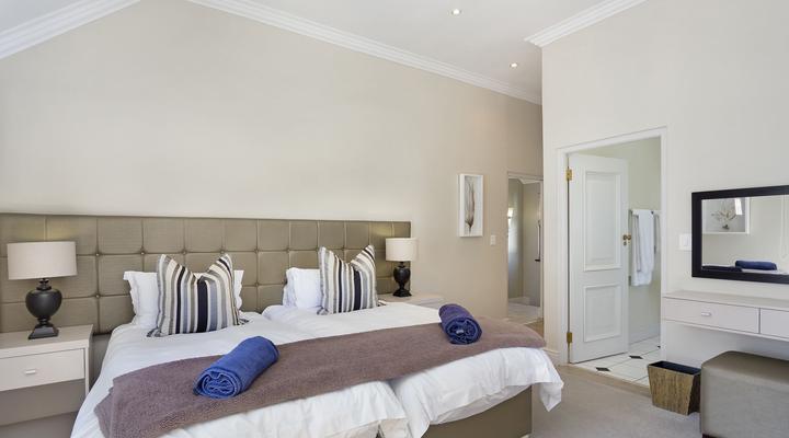 Winelands Golf Lodges 16 by HostAgents