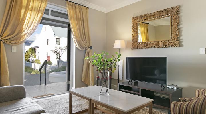 Winelands Golf Lodges 37 by HostAgents