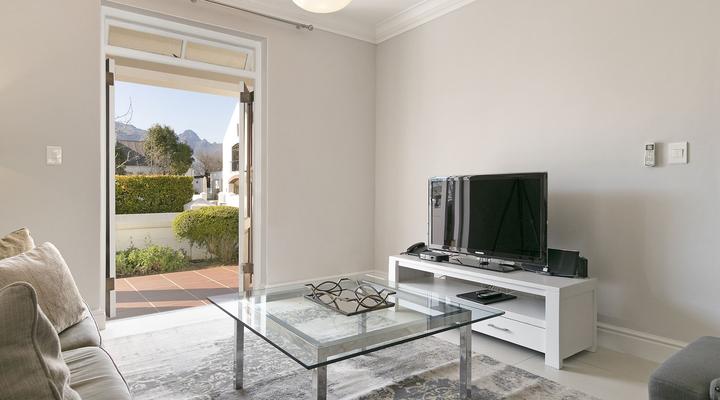 Winelands Golf Lodges 33 by HostAgents