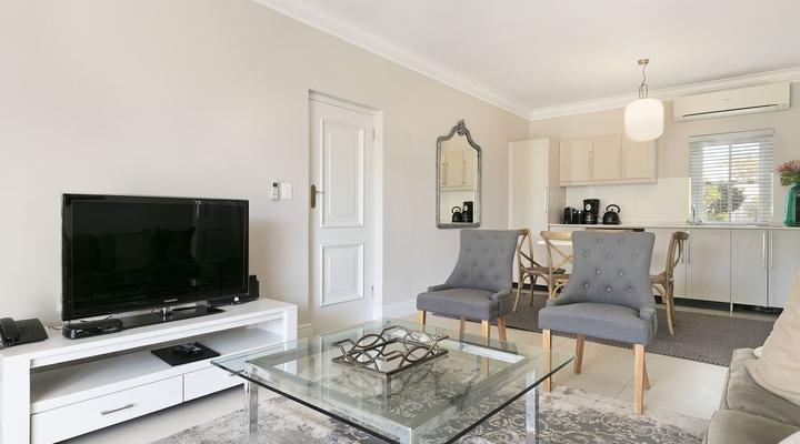 Winelands Golf Lodges 33 by HostAgents