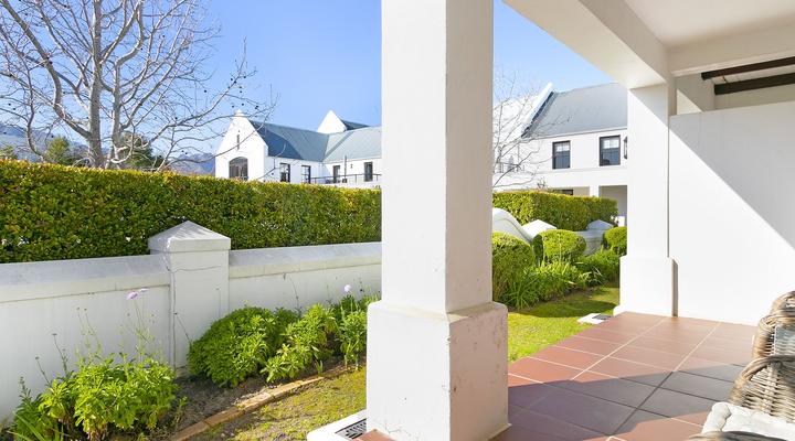 Winelands Golf Lodges 33 by HostAgents