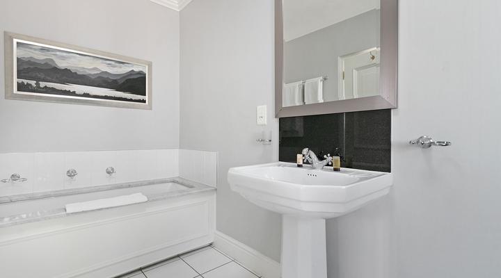 Winelands Golf Lodges 24 by HostAgents