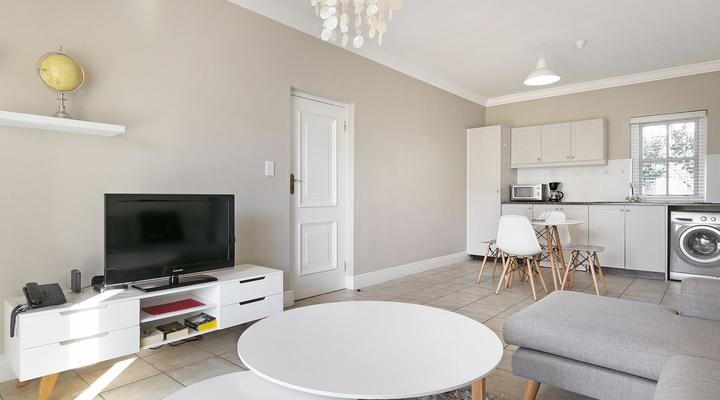 Winelands Golf Lodges 18 by HostAgents