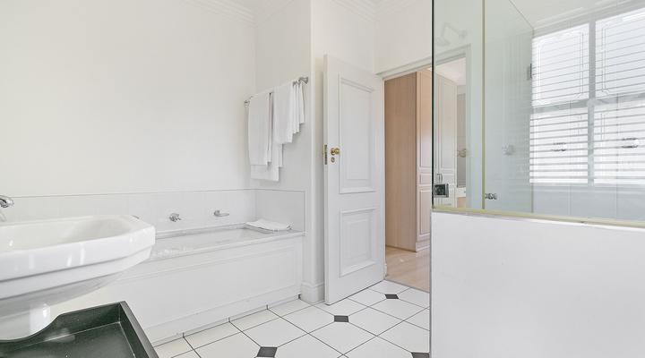 Winelands Golf Lodges 30 by HostAgents