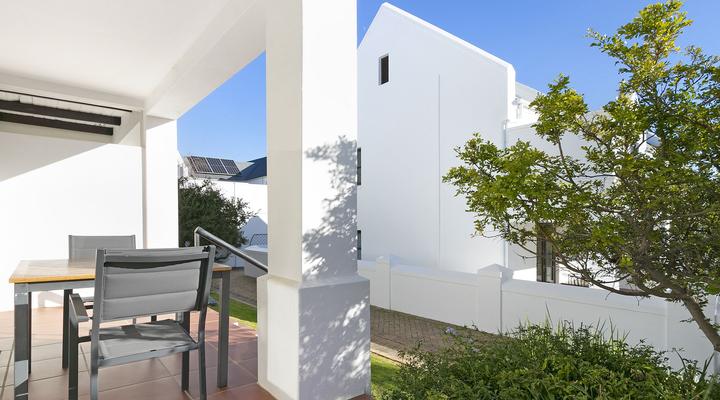 Winelands Golf Lodges 30 by HostAgents