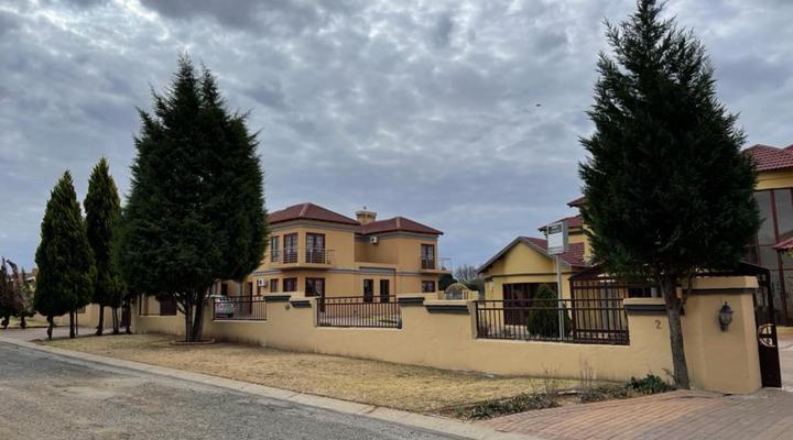 Rethabise Lodge & Spa